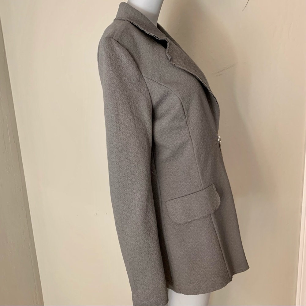 BEATRICE .B Made in Italy Embellished Stretch Textured Zip Front Blazer Size 10 - Picture 12 of 16